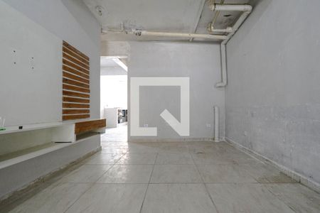 Casa para alugar com 2 quartos, 230m² em Jundiapeba, Mogi das Cruzes