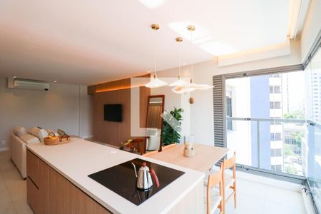 Sala / Cozinha de apartamento à venda com 2 quartos, 78m² em Campo Belo, São Paulo