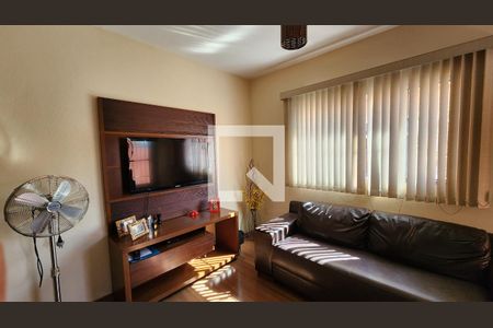 Casa à venda com 4 quartos, 180m² em Vila Santa Maria, Jundiaí