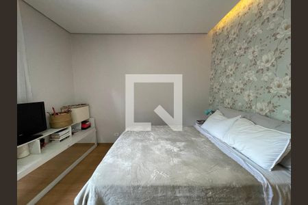 Suíte  de casa à venda com 3 quartos, 200m² em Adalgisa, São Paulo