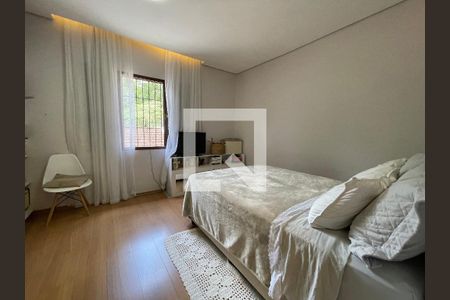 Suíte  de casa à venda com 3 quartos, 200m² em Adalgisa, São Paulo