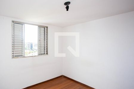 Quarto 2 de apartamento para alugar com 2 quartos, 56m² em Jardim Prudência, Diadema