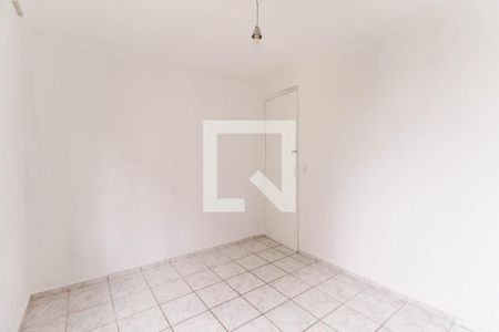 Quarto 2 de apartamento para alugar com 2 quartos, 45m² em Conjunto Residencial José Bonifácio, São Paulo