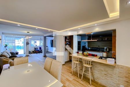 Casa à venda com 3 quartos, 188m² em Aclimação, São Paulo