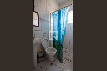 Banheiro 2 de casa para alugar com 3 quartos, 120m² em Vila Assuncao, Praia Grande