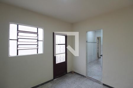 Sala de casa para alugar com 2 quartos, 38m² em Céu Azul, Belo Horizonte