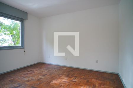 Quarto 1 de apartamento para alugar com 3 quartos, 86m² em Vila Ipiranga, Porto Alegre