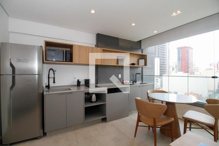 Sala e Cozinha de apartamento para alugar com 2 quartos, 45m² em Pinheiros, São Paulo