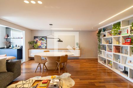 Sala de apartamento à venda com 3 quartos, 200m² em Butantã, São Paulo