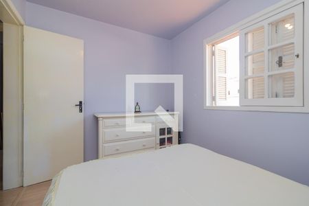 Casa à venda com 3 quartos, 161m² em Guarujá, Porto Alegre