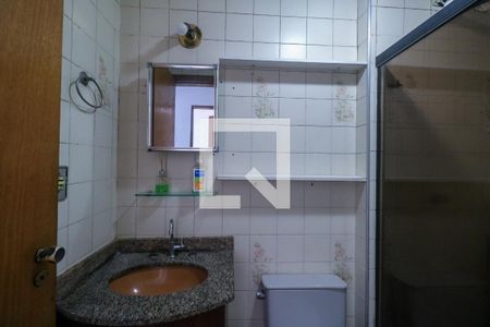 Banheiro de apartamento para alugar com 2 quartos, 56m² em São José, São Caetano do Sul