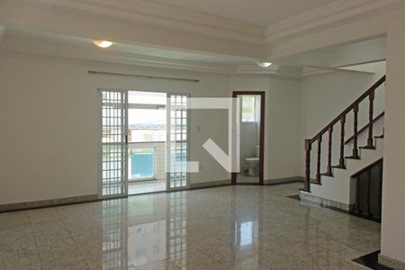 Sala de casa para alugar com 3 quartos, 158m² em Aparecida, Santos