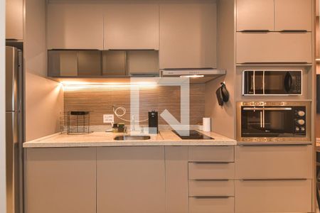 Cozinha de kitnet/studio para alugar com 1 quarto, 27m² em Jardim das Acacias, São Paulo