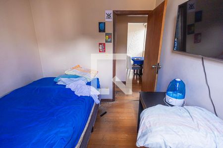 quarto 1 de apartamento para alugar com 3 quartos, 74m² em Heliópolis, Belo Horizonte