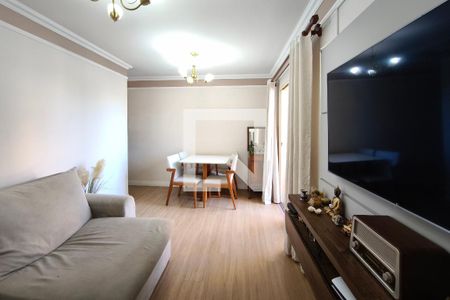 Sala de apartamento à venda com 3 quartos, 60m² em Loteamento Parque São Martinho, Campinas
