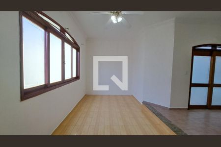 Casa para alugar com 3 quartos, 130m² em João Aranha, Paulínia