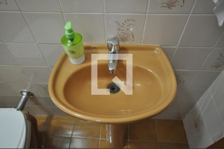 Banheiro do Quarto Suíte de casa para alugar com 3 quartos, 242m² em Vila Ede, São Paulo