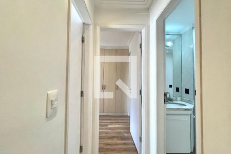 Corredor de apartamento para alugar com 2 quartos, 66m² em Vila da Saúde, São Paulo
