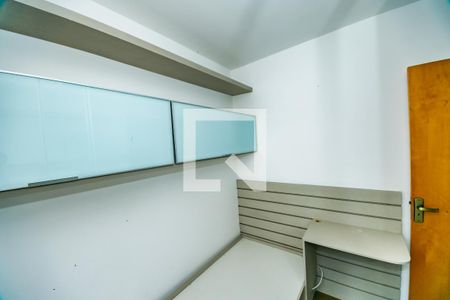 Apartamento à venda com 2 quartos, 70m² em Santa Rosa, Belo Horizonte