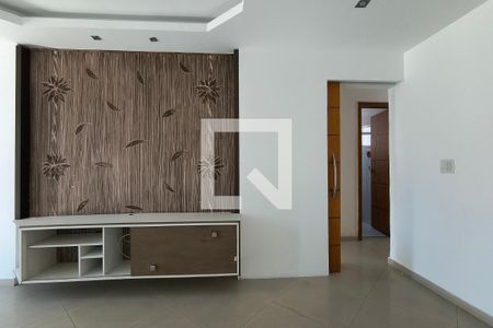 Sala de casa de condomínio para alugar com 2 quartos, 115m² em Taquara, Rio de Janeiro