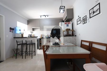 Sala de casa à venda com 2 quartos, 77m² em Vila Divina Pastora, São Paulo