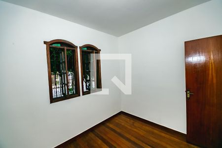 Casa para alugar com 2 quartos, 180m² em Dona Clara, Belo Horizonte