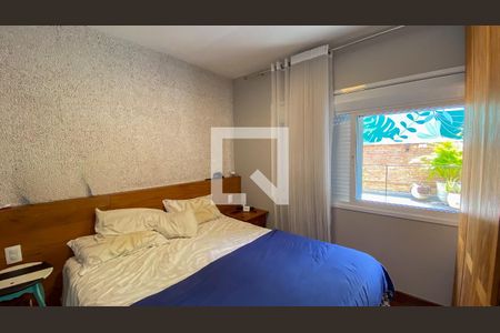 Quarto 1 de casa para alugar com 2 quartos, 180m² em Santo Amaro, São Paulo