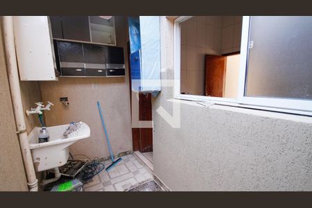 Casa de Condomínio para alugar com 2 quartos, 66m² em Vila Sao Jorge, Praia Grande