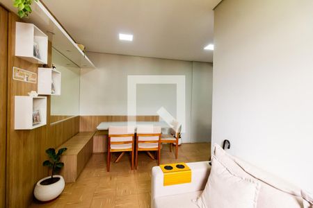 Sala de apartamento à venda com 2 quartos, 67m² em Ipiranga, Belo Horizonte