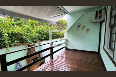 Varanda de casa de condomínio à venda com 3 quartos, 200m² em Recreio dos Bandeirantes, Rio de Janeiro