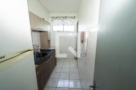 Cozinha de apartamento para alugar com 1 quarto, 56m² em Jardim Itu, Porto Alegre