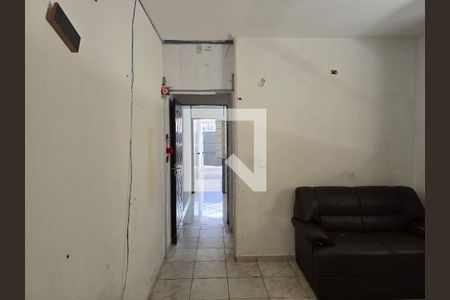 Quarto de casa para alugar com 1 quarto, 50m² em Jardim Cumbica, Guarulhos