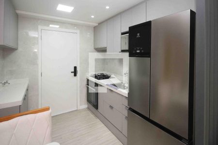 Cozinha e Área de Serviço de apartamento à venda com 2 quartos, 35m² em Vila Graciosa, São Paulo