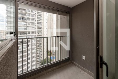 Varanda de kitnet/studio para alugar com 1 quarto, 27m² em Brooklin, São Paulo