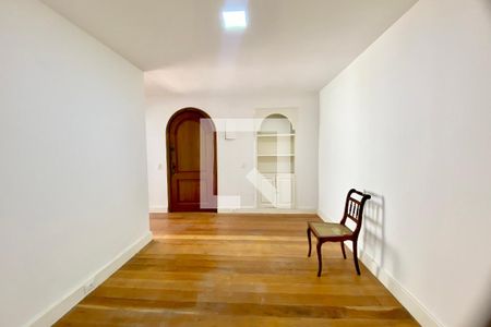 Sala  de apartamento para alugar com 3 quartos, 180m² em Copacabana, Rio de Janeiro