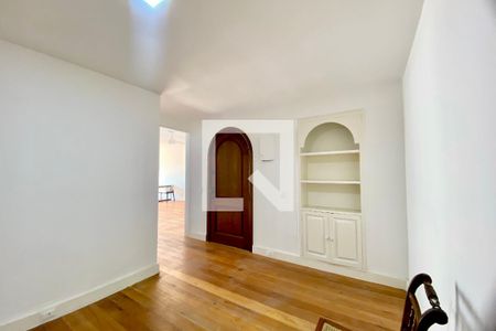 Sala  de apartamento para alugar com 3 quartos, 180m² em Copacabana, Rio de Janeiro