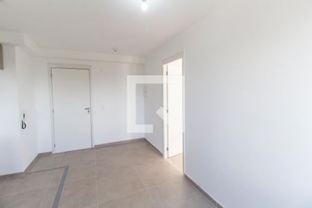 Sala  de apartamento para alugar com 1 quarto, 28m² em Chacara Santa Lucia, Carapicuíba