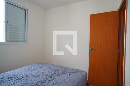 Quarto 1 de apartamento à venda com 2 quartos, 45m² em Costa E Silva, Porto Alegre
