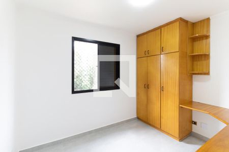 Quarto 1 de apartamento para alugar com 2 quartos, 48m² em Jardim Celeste, São Paulo