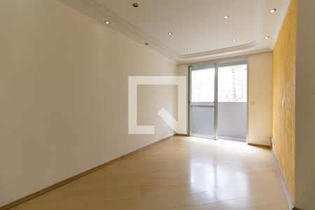 Sala de apartamento para alugar com 3 quartos, 56m² em Jardim Santa Emilia, São Paulo