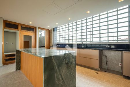 Apartamento para alugar com 3 quartos, 155m² em Jardim Paulista, São Paulo