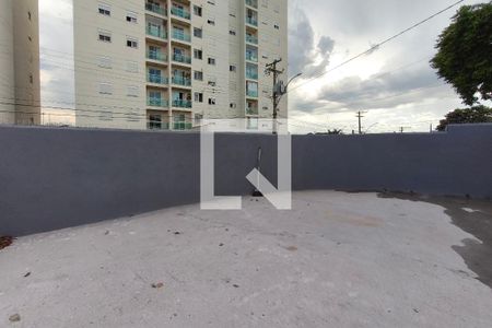 Quintal - Garagem de casa à venda com 3 quartos, 136m² em Vila Aurocan, Campinas