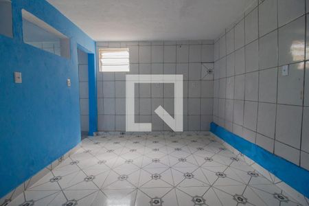 Quarto de casa para alugar com 1 quarto, 40m² em Jardim Zaira, Mauá