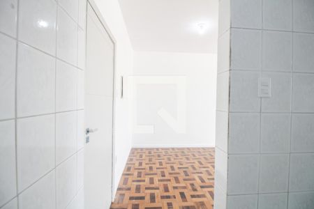 Cozinha de kitnet/studio para alugar com 1 quarto, 28m² em Brás, São Paulo