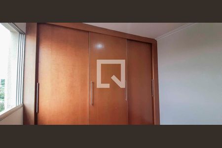 Apartamento para alugar com 2 quartos, 65m² em Vila Osasco, Osasco