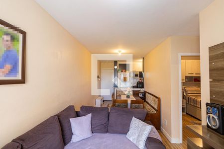 Sala e Cozinha de apartamento à venda com 2 quartos, 50m² em Vila Carmosina, São Paulo