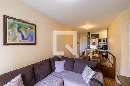 Sala e Cozinha de apartamento à venda com 2 quartos, 50m² em Vila Carmosina, São Paulo