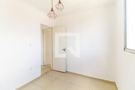 Quarto 1 de apartamento à venda com 2 quartos, 48m² em Vila Carmosina, São Paulo