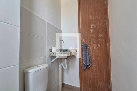 Banheiro de apartamento à venda com 2 quartos, 55m² em Jardim Itatiaia, Campinas