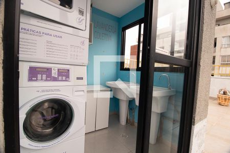 Lavanderia de kitnet/studio para alugar com 1 quarto, 10m² em Novo Mundo, Curitiba